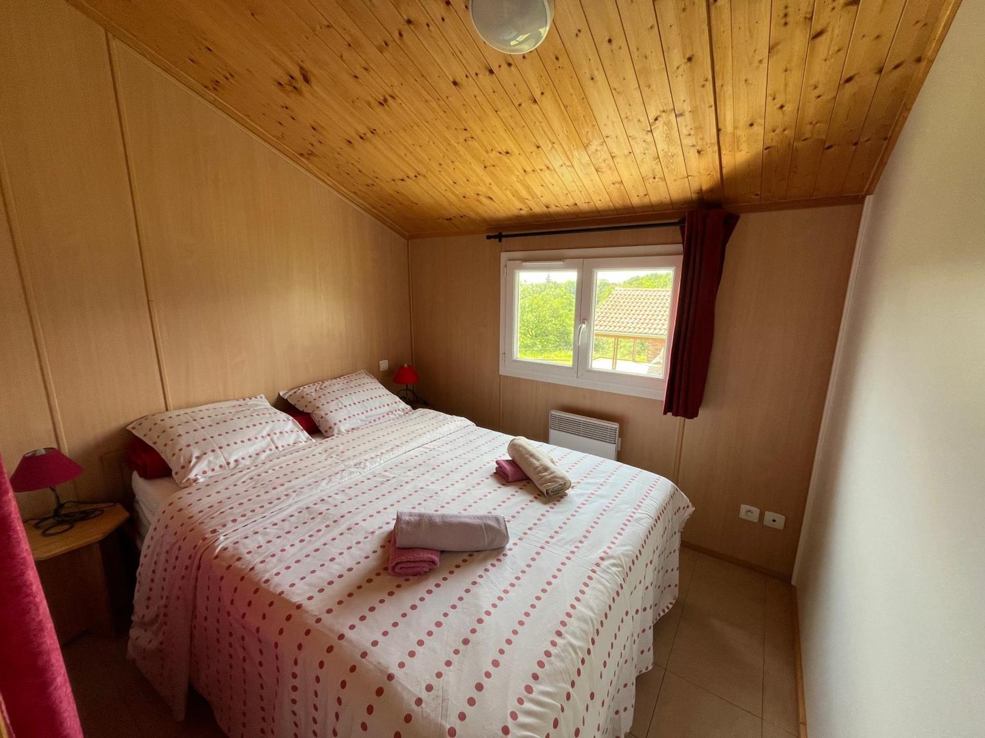 Les Chalets Du Piou Bussieres  Экстерьер фото