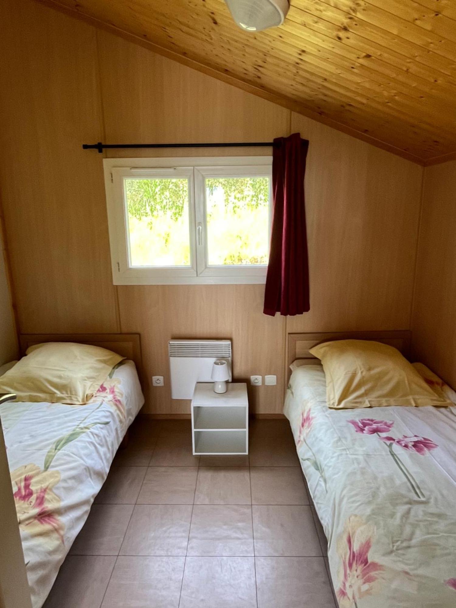 Les Chalets Du Piou Bussieres  Экстерьер фото