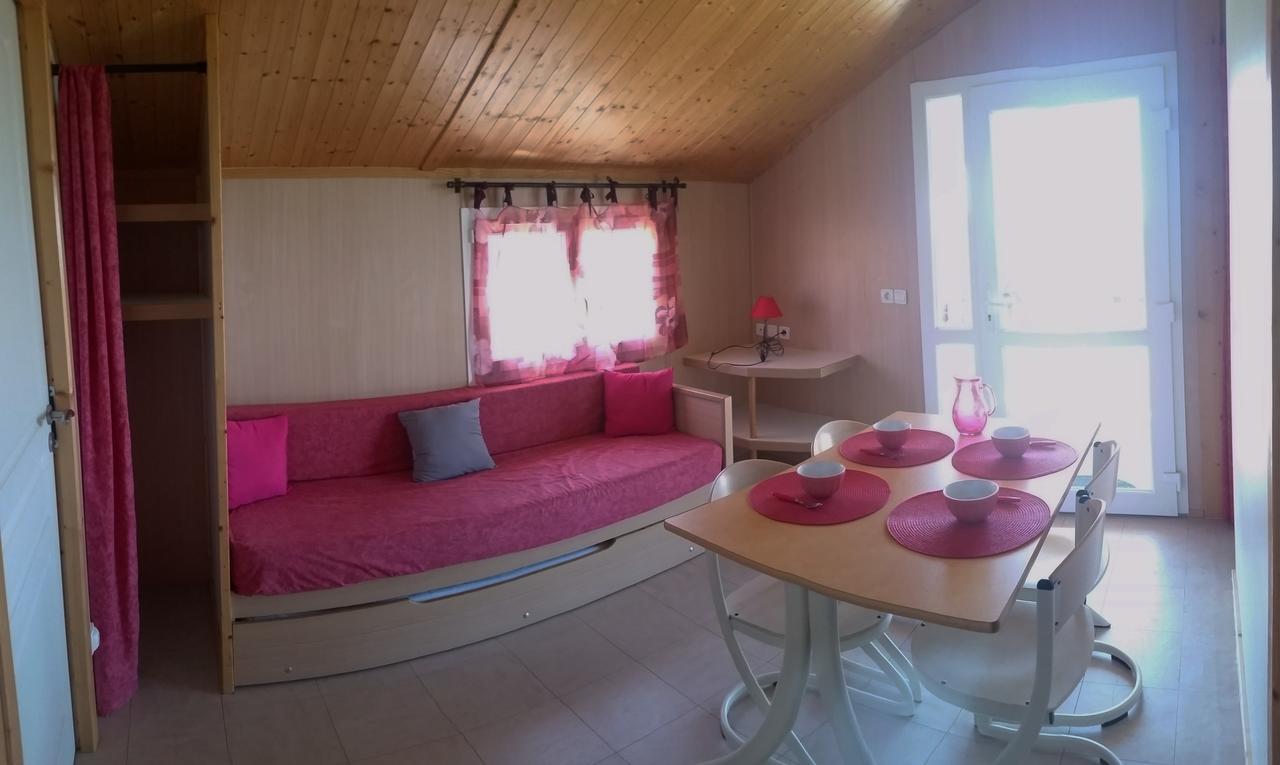 Les Chalets Du Piou Bussieres  Экстерьер фото